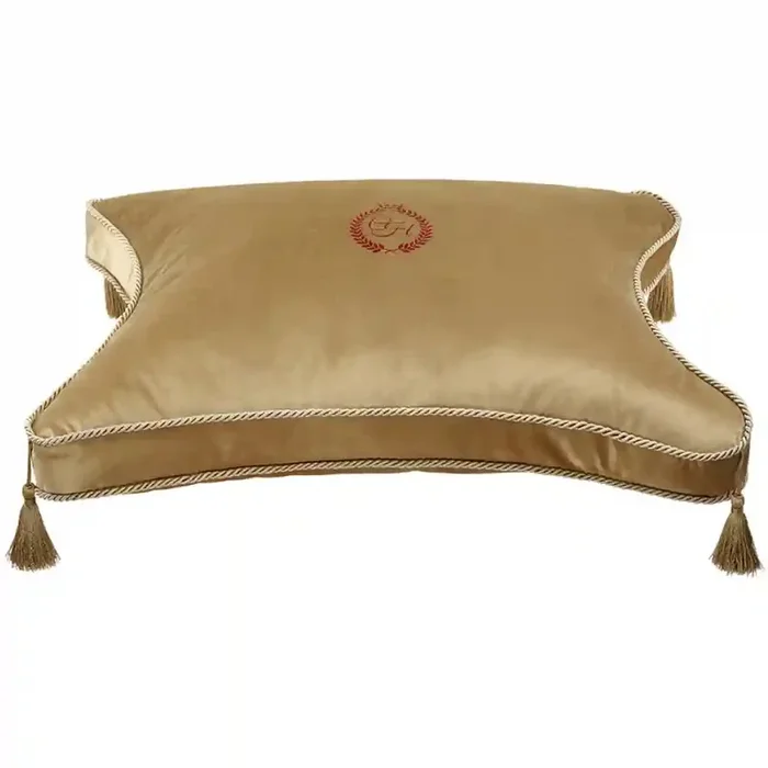 Chloe’s Home King & Queen Bed for Dogs and Cats (Gold)