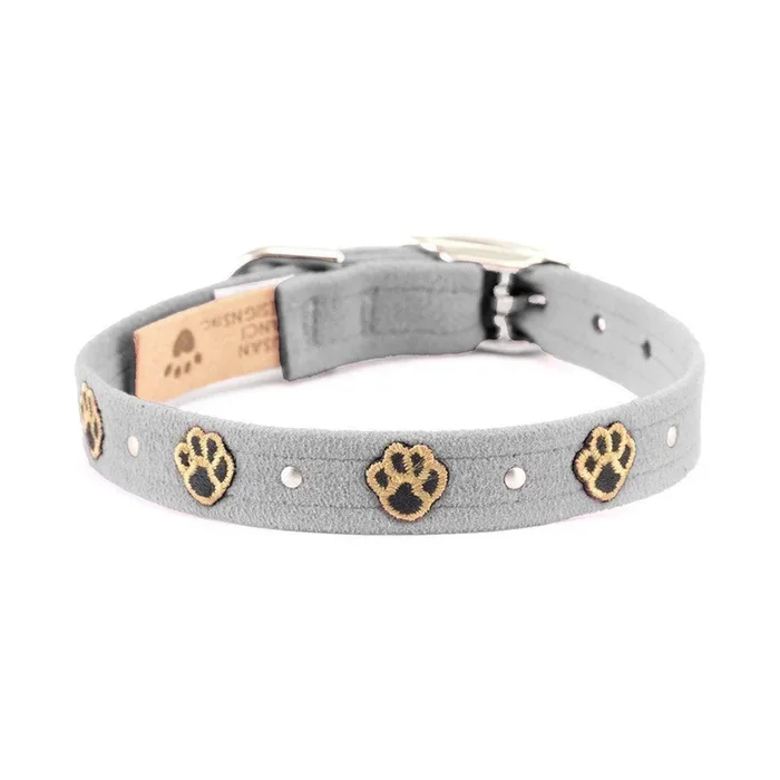 Embroidered Paws Collar