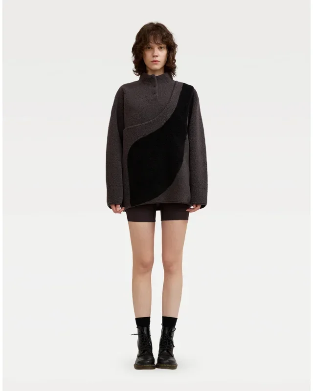 Fleece Pullover with Built-In Kangaroo Pouch Carrier in Black & Grey