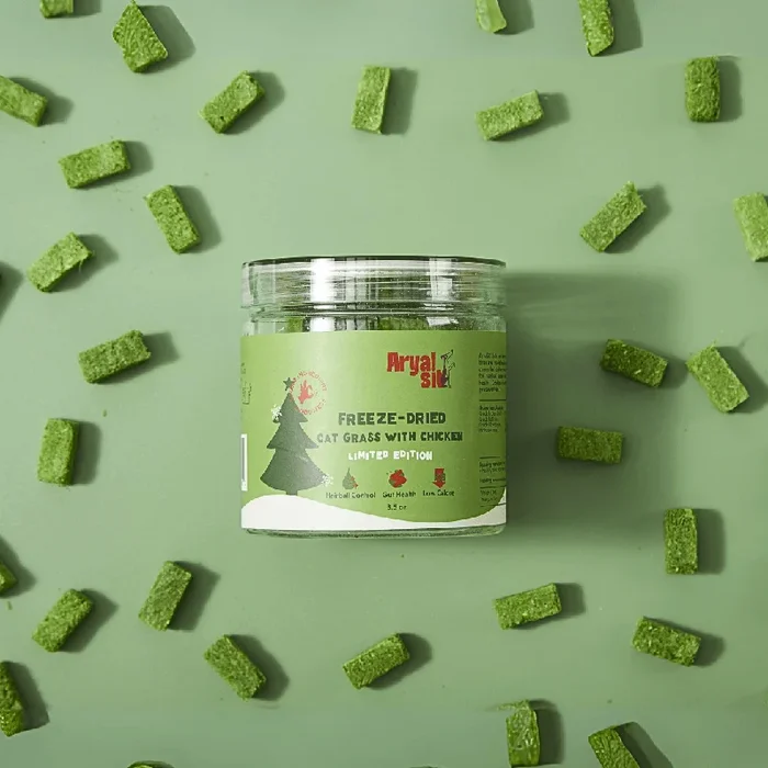 Freeze-Dried Cat Grass Treats from Arya Sit