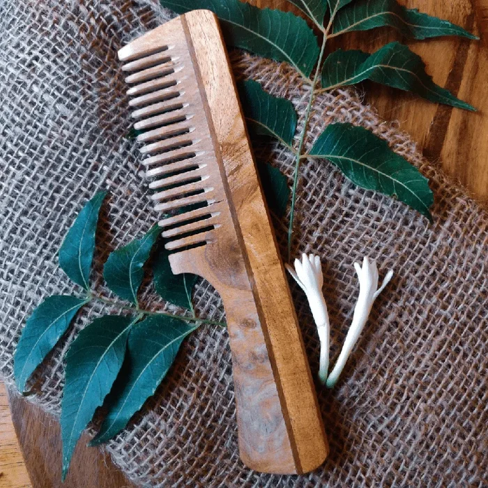 Happy Puppy Organics – Organic Neem Wood Detangling Comb