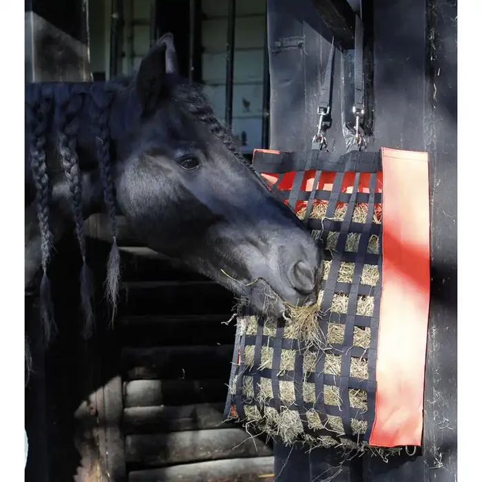 Hay bag for horse Harry‘s Horse Adagio