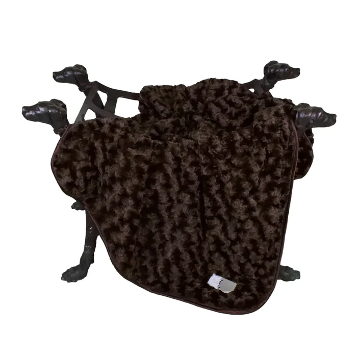 Hello Doggie Rosebud Pet Blanket – Chocolate