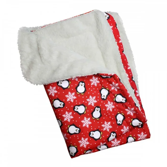 Klippo Penguins & Snowflakes Flannel Ultra-Plush Dog Blanket – Red