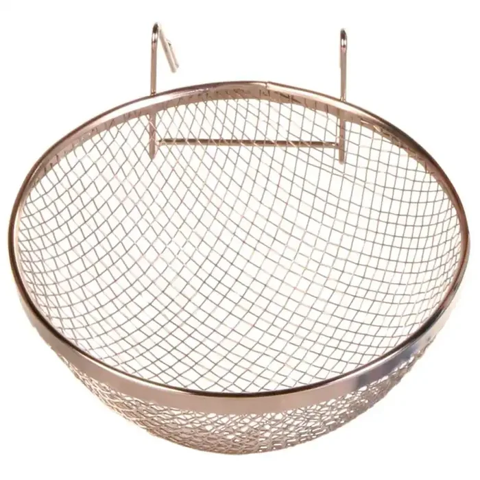 Metal canary nests Trixie