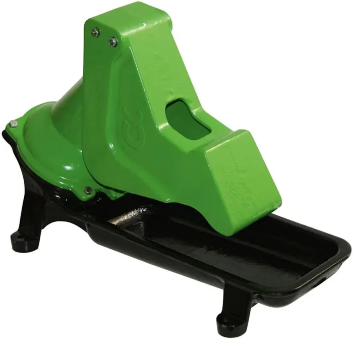 Pasture pump with connection Kerbl P100