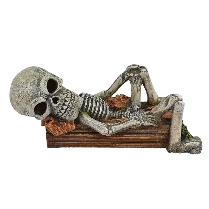 Reclining skeleton aquarium decoration Nobby Pet [Size 17×7.8×7.3 cm]