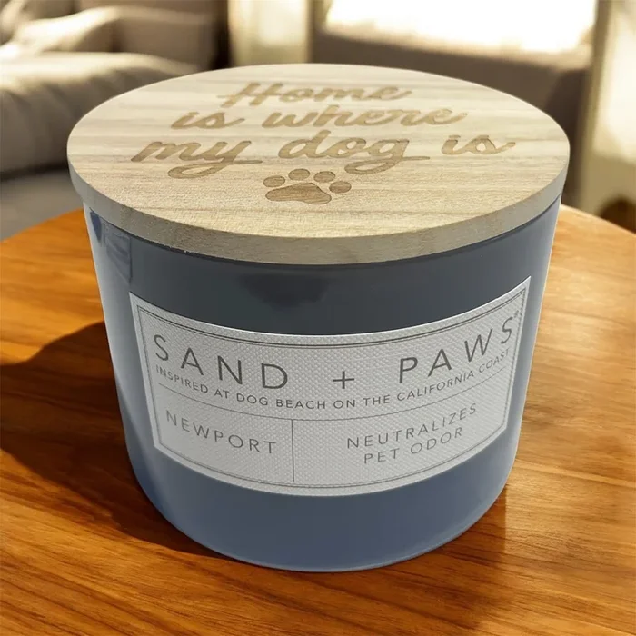 sand and paws candle newport