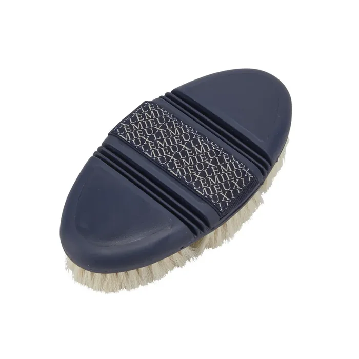 Soft goat hair brush LeMieux Flexi