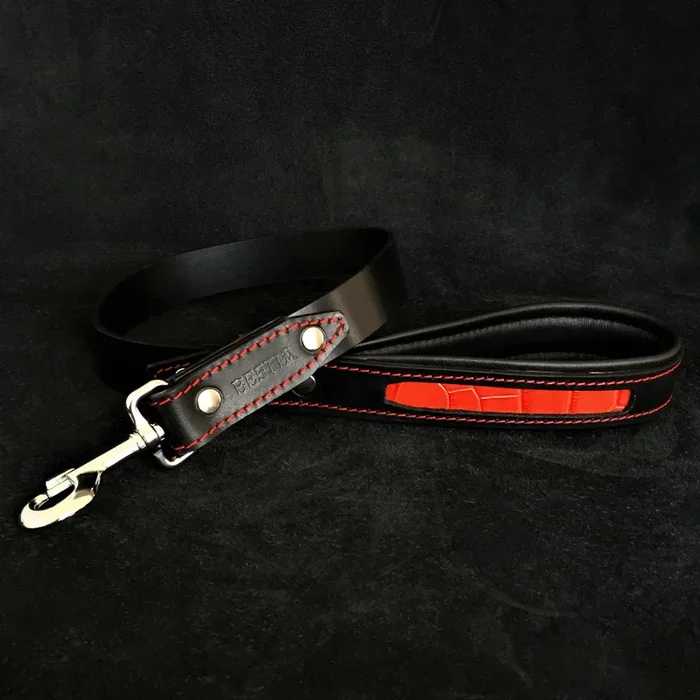 The “Reptile” leash