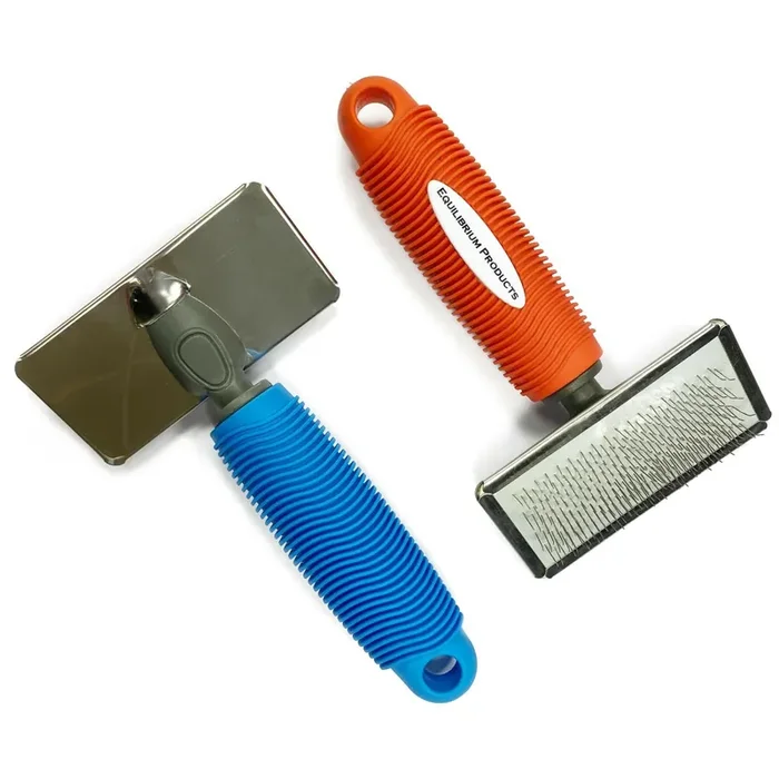 Velcro maintenance brush Equilibrium